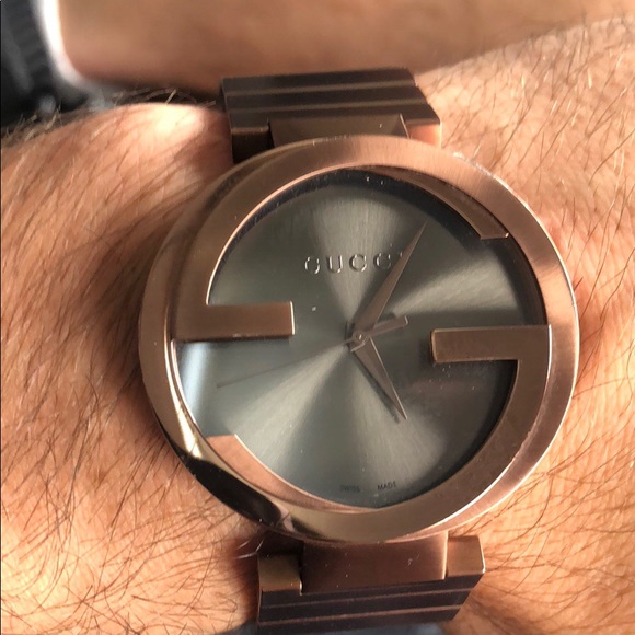 Gucci rose gold watch main image 4
